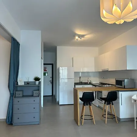 Caesar - Studio With Niche Apartment Trikomo